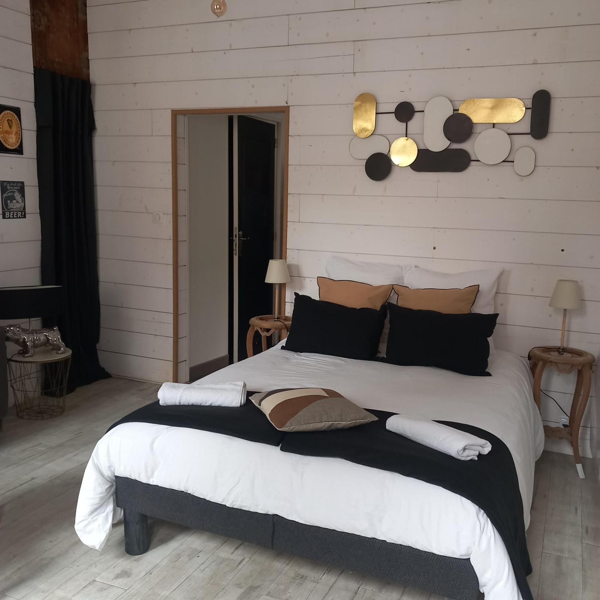 Ferienwohnung Jls'Tudios " U Sognu" Cosne-sur-Loire Exterior foto