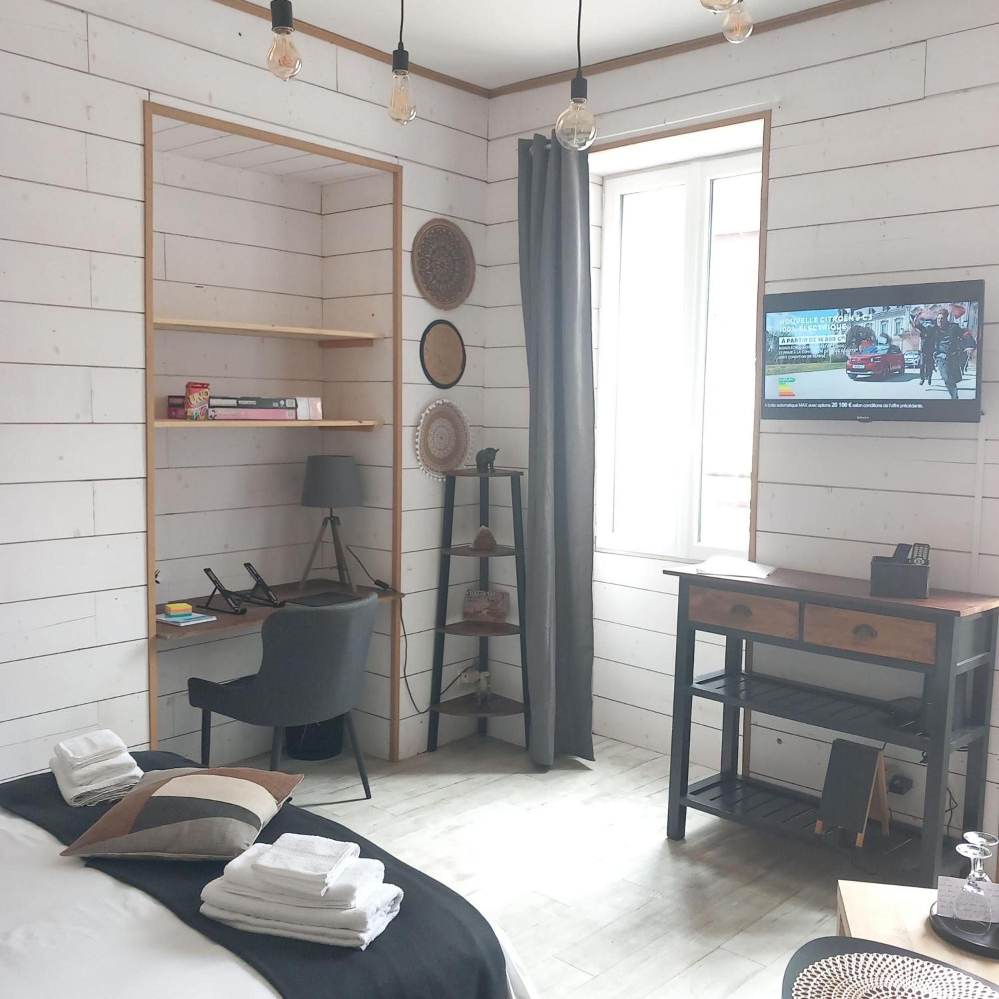 Ferienwohnung Jls'Tudios " U Sognu" Cosne-sur-Loire Exterior foto