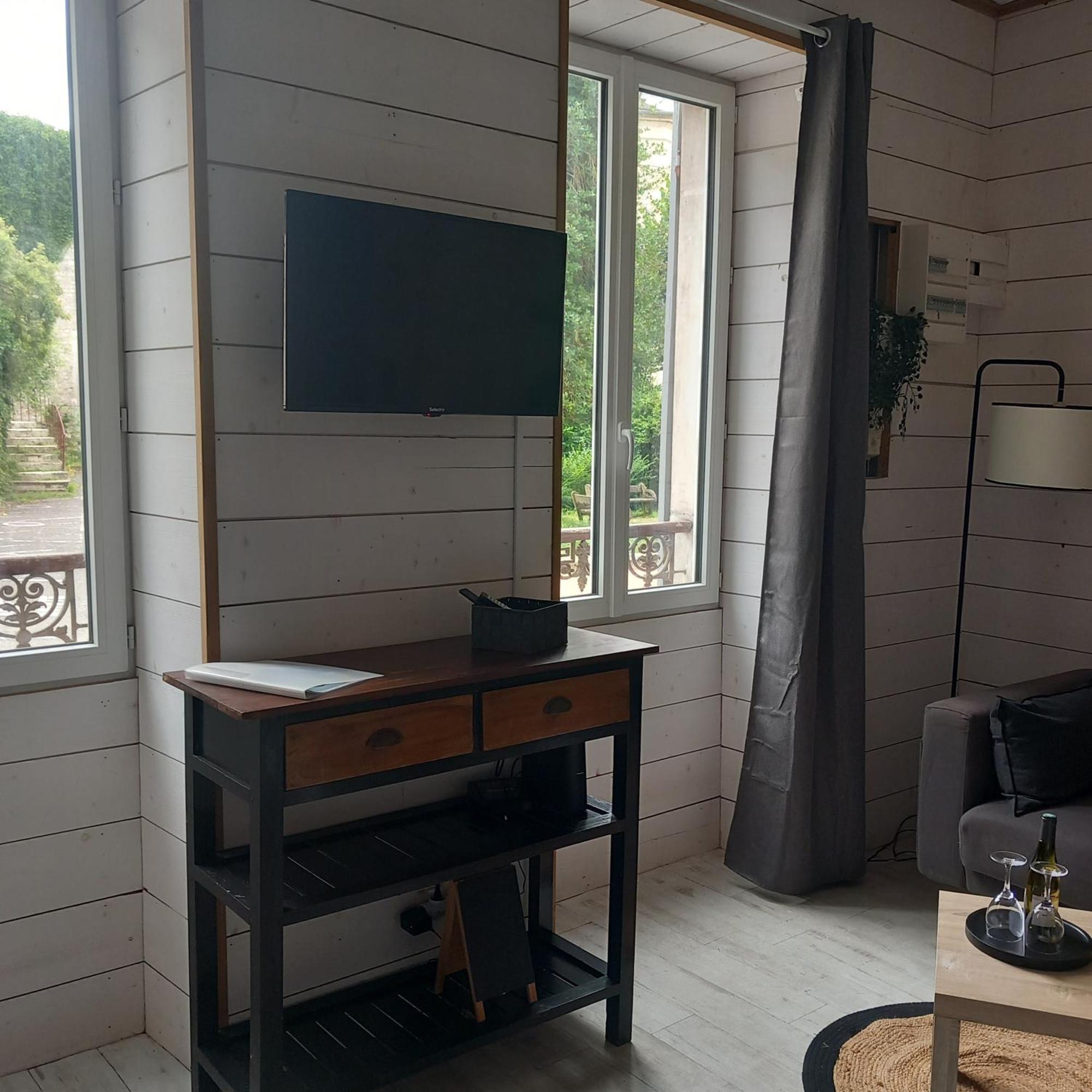 Ferienwohnung Jls'Tudios " U Sognu" Cosne-sur-Loire Exterior foto